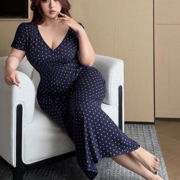Dazy Plus Tiny Floral All-Over Print Tight-Fitting Long Nightgown, Short Sleeve Sleepwear For Spring/Summer Pajamas